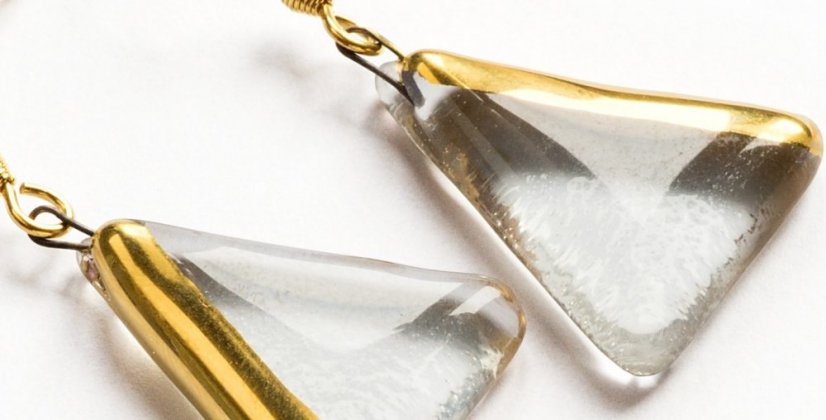 Gold-clear glass earrings - triangle N5204