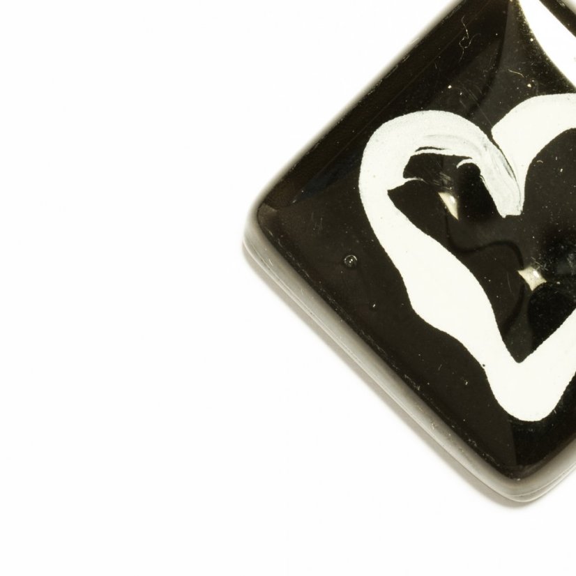 Black glass rhombus pendant with heart KIM P0808