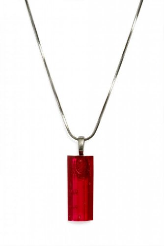 Broušený skleněný šperk červený PRV0826