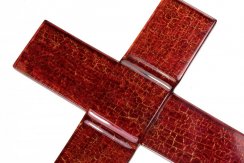 Skleněný kříž na stěnu rubínový