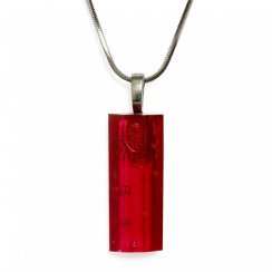Brúsený sklenený šperk červený PRV0826