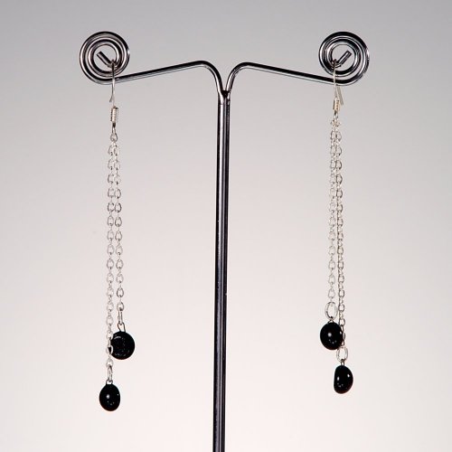 Black glass earrings on a chain DOTS N0801