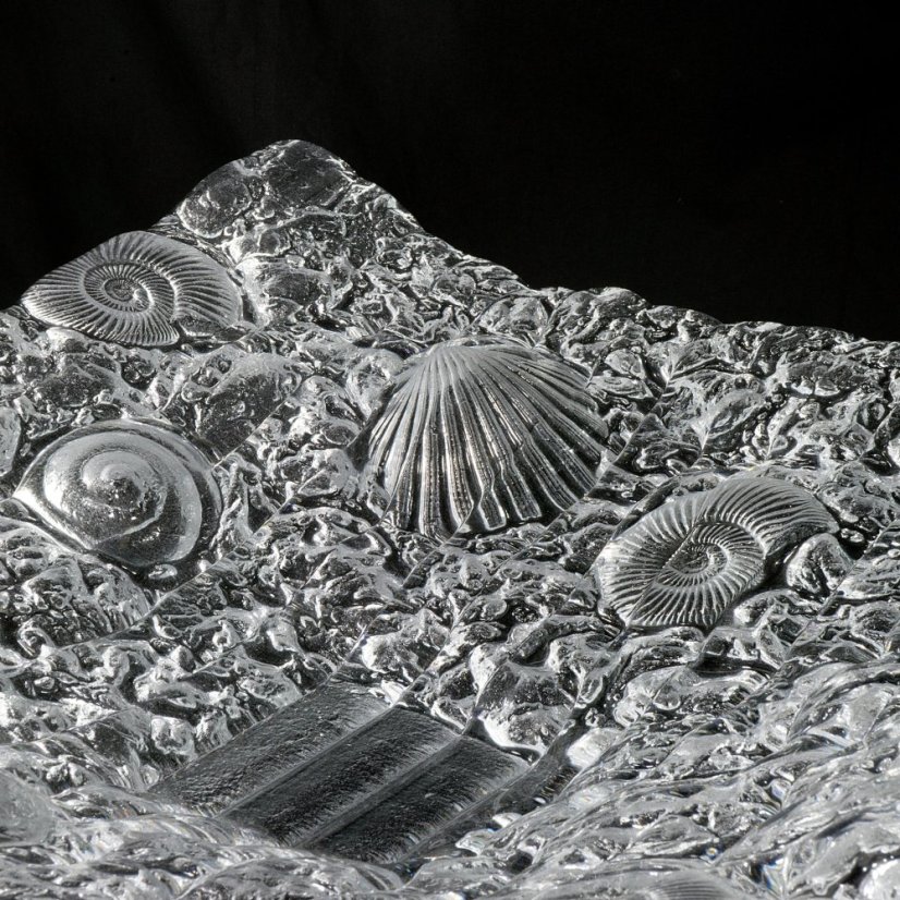 Massive crystal glass bowl THESEA