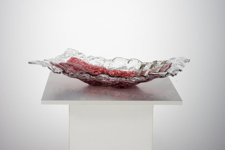 Ruby bowl with lace