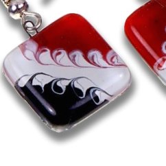 Red glass earrings R3D N0912