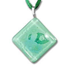 Glass pendant rhombus, green P1401