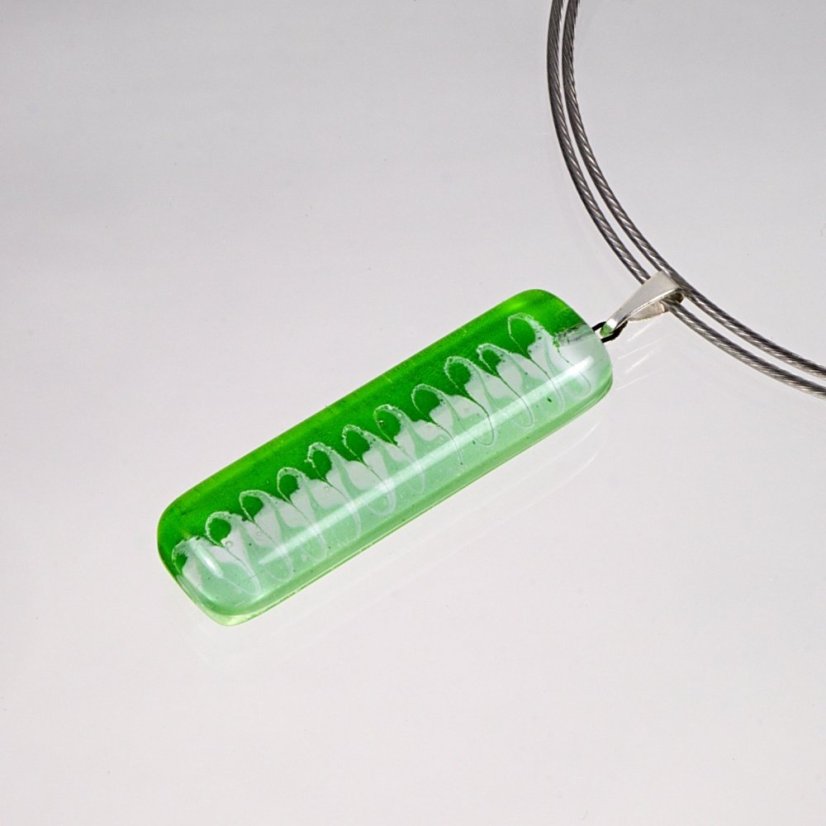 Rectangular green glass pendant DAISY P1411