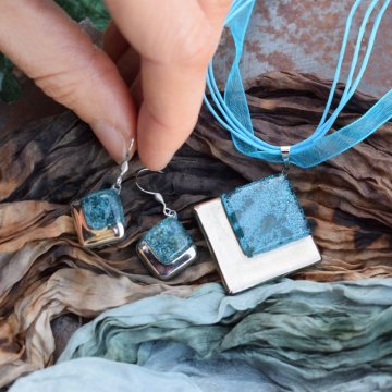 Komplet biżuterii szklanej - Kolor - modrá