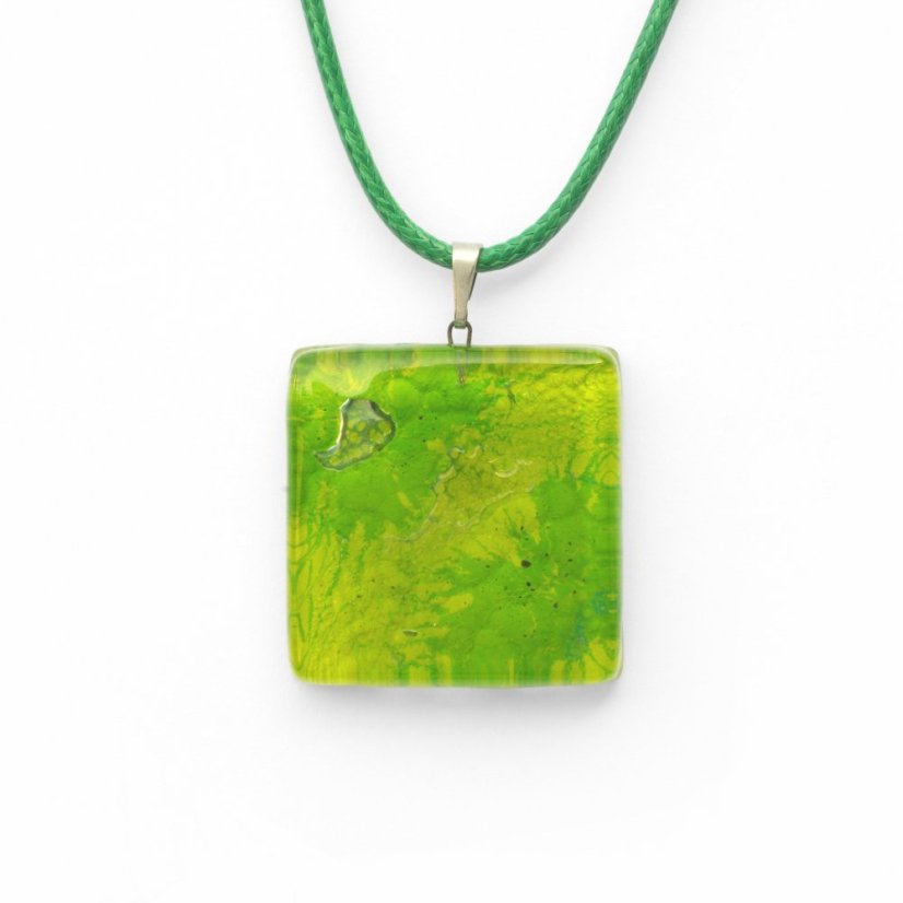 Glass pendant square green DAISY P1404