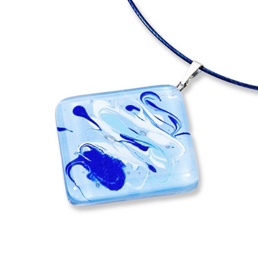 Kosoštvorcový sklenený prívesok modrý ANNA P1009