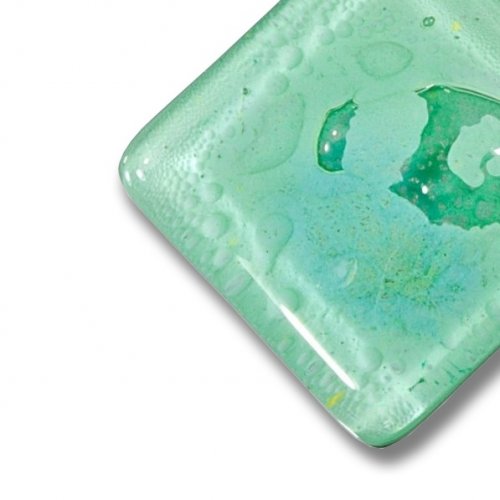 Szklany wisiorek w kształcie rombu zielony P1401