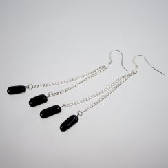 Black glass earrings on a chain N0809